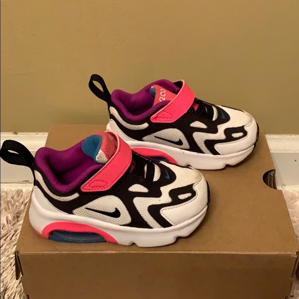 Toddler Nike shoes